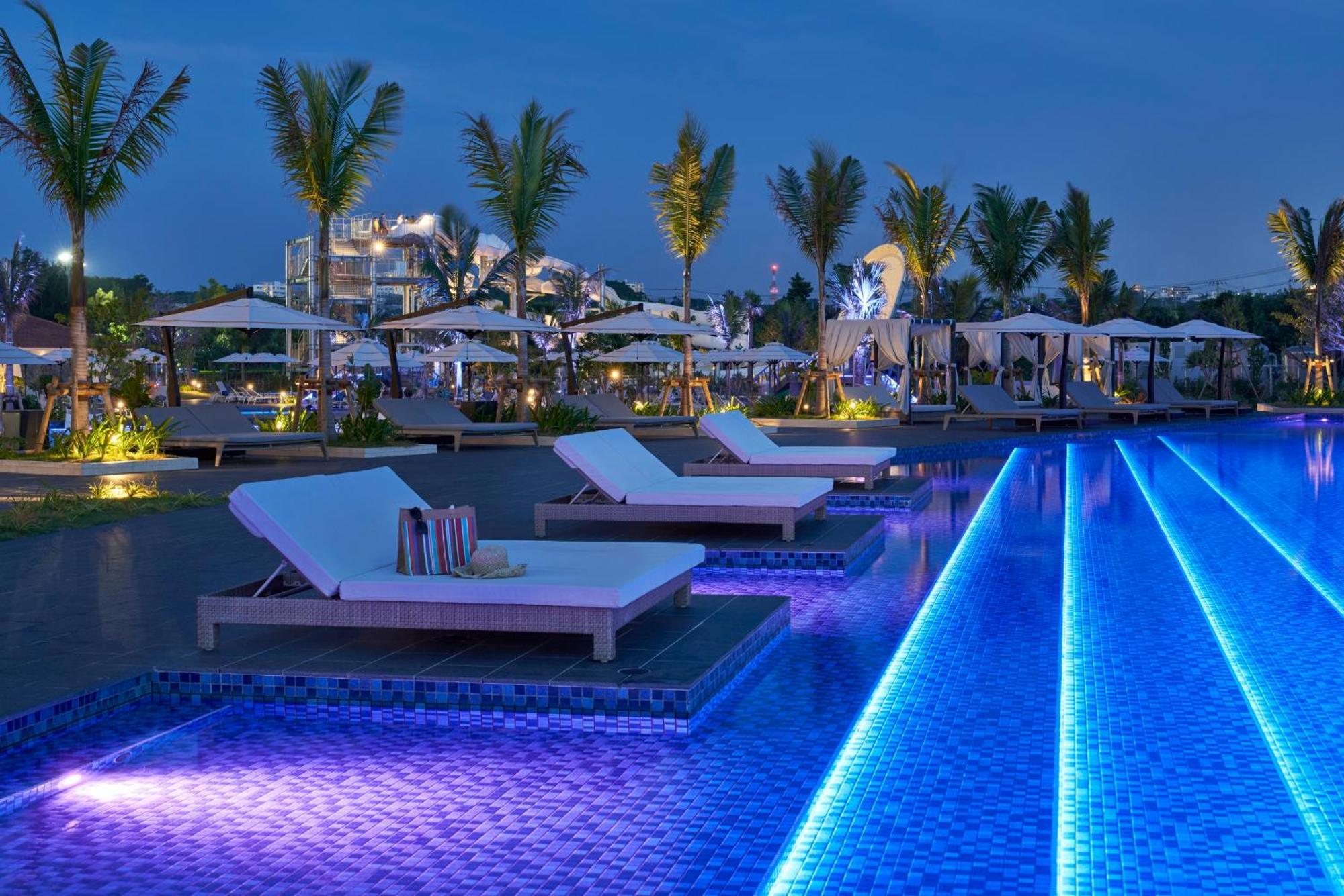 Grand Mercure Okinawa Cape Zanpa Resort Yomitan Bagian luar foto