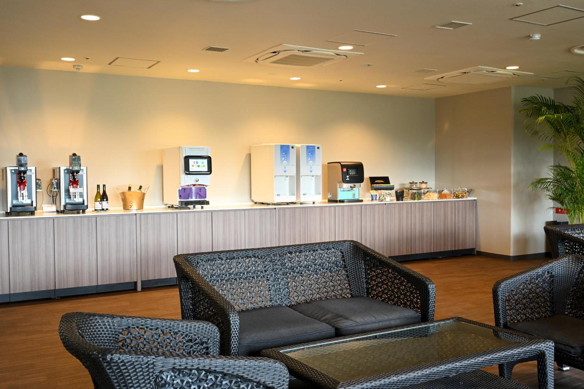 Grand Mercure Okinawa Cape Zanpa Resort Yomitan Bagian luar foto