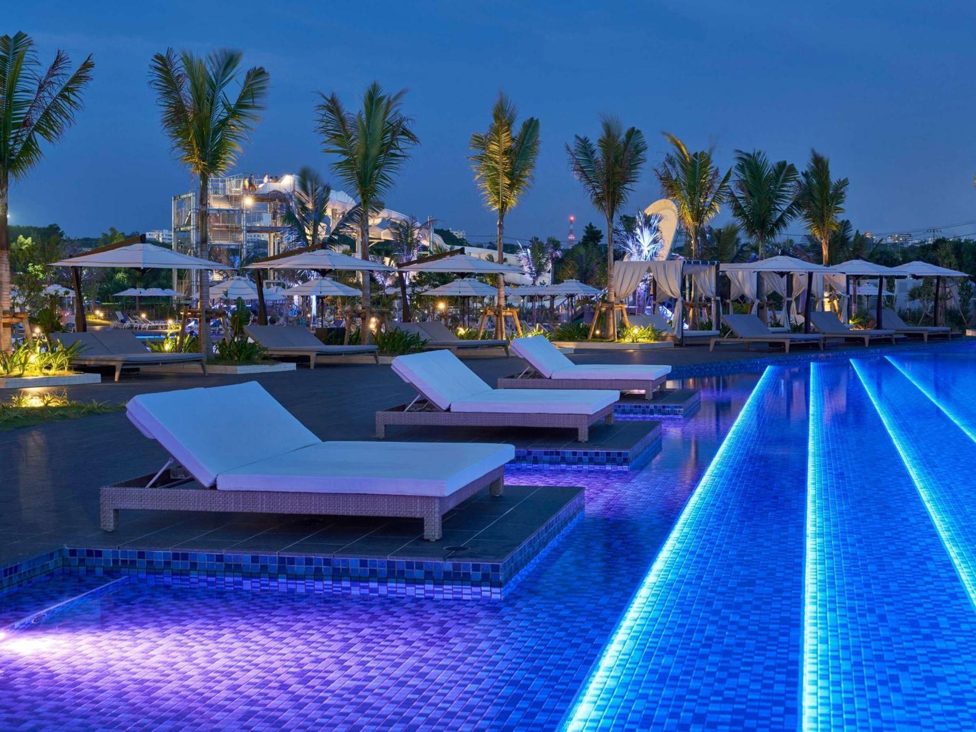 Grand Mercure Okinawa Cape Zanpa Resort Yomitan Bagian luar foto